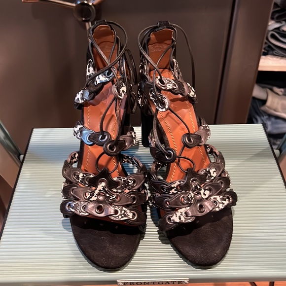 Coach strappy high heels size 5.5; black suede detail; leather upper. - Picture 3 of 6